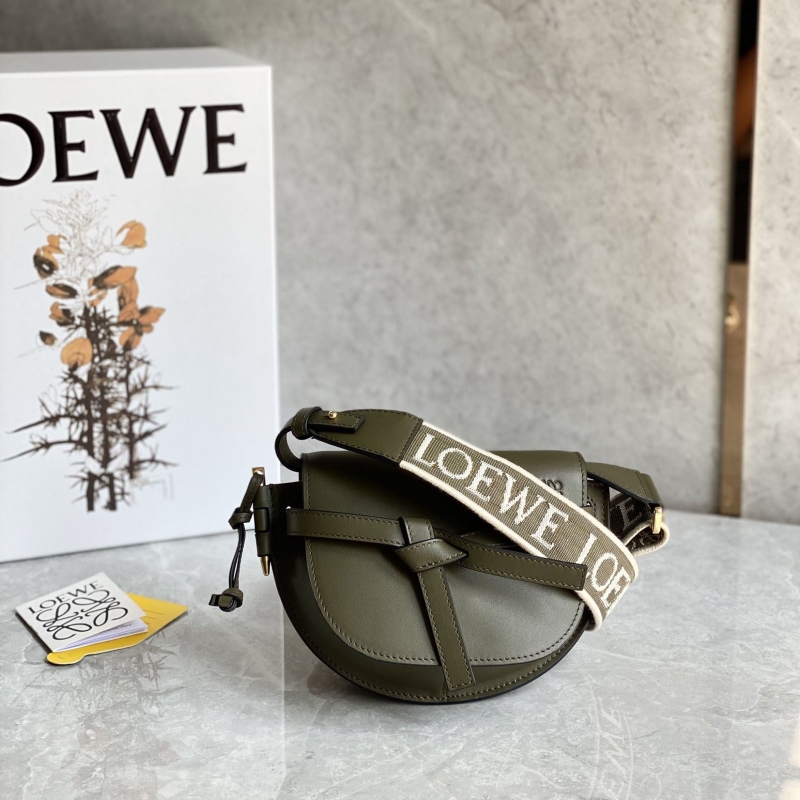 l*ew* satchel bags